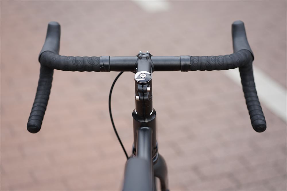 jamis renegade expat 2019 adventure road bike